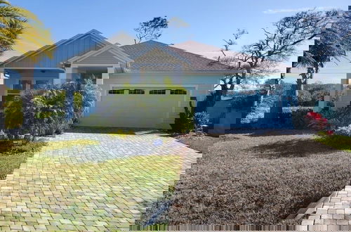 Foto 24 - Beach Glass 3 Bedroom Home by RedAwning