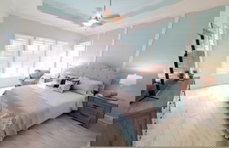 Foto 2 - Beach Glass 3 Bedroom Home by RedAwning