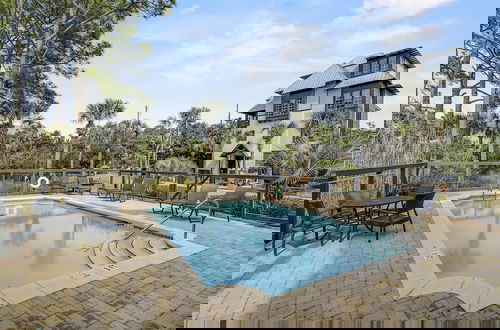 Foto 19 - Gulf Views, Private Pool, Luxurious Home Vista Del Mare 5 Bedroom Home by RedAwning