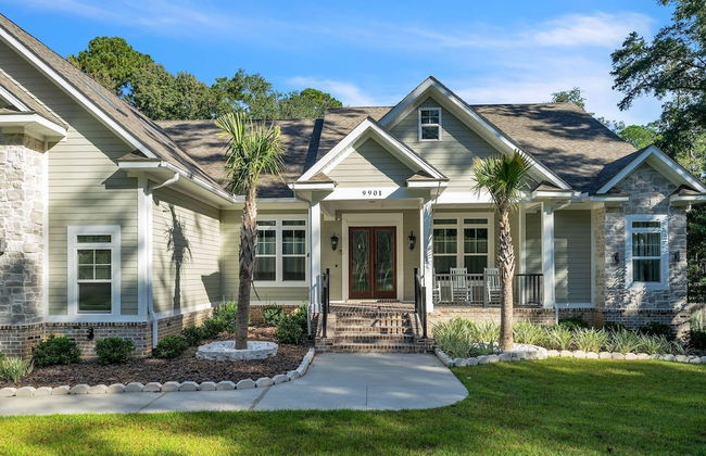 The Pearl Of Killearn 6 Bedroom Home - Photo 25