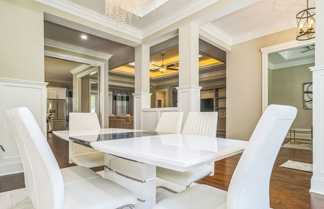 The Pearl Of Killearn 6 Bedroom Home - Photo 17