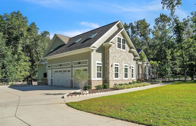 The Pearl Of Killearn 6 Bedroom Home - Photo 27