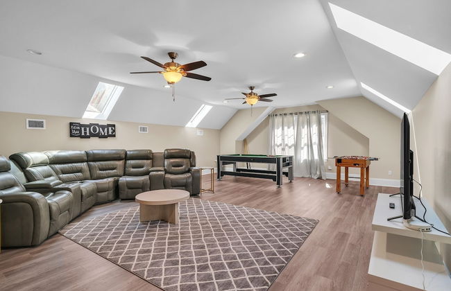 The Pearl Of Killearn 6 Bedroom Home - Photo 16