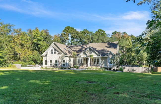 The Pearl Of Killearn 6 Bedroom Home - Photo 26