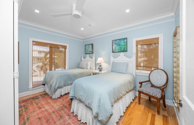 Anchored Here 3 Bedroom Home by RedAwning - Photo 7