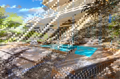 Foto 1 - '169 Scrub Oak'-watercolor' Tranquil, Stunning, Luxurious, Private Pool - Slps 14 5 Bedroom Home by RedAwning