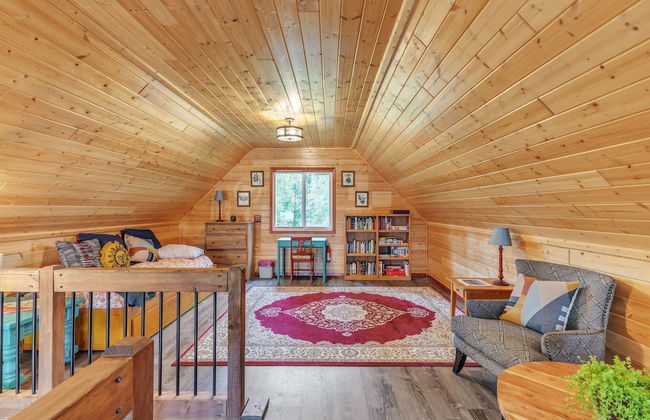 Cabin In The Woods 1 Bedroom Cabin - Photo 17