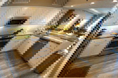 Photo 5 - Astonishing Beacfront Condo with 360 sqft Balcony Facing the Ocean - Unit 0302 by RedAwning