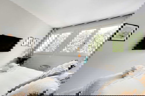 Foto 3 - Modern 