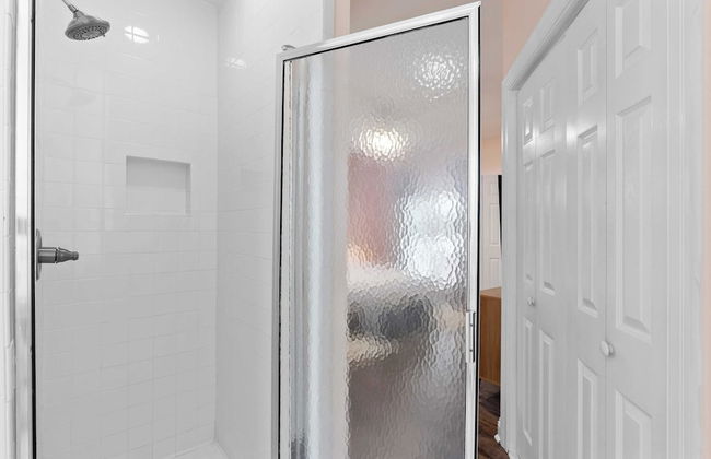 Steps to Beach! Arcade Game Room, Pool + Hot Tub Calico Scallop by Avantstay - Foto 28