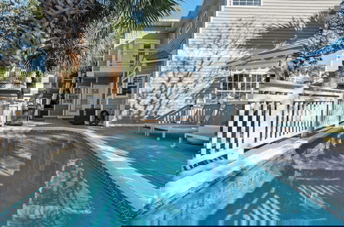 Foto 64 - Steps to Beach! Arcade Game Room, Pool + Hot Tub Calico Scallop by Avantstay