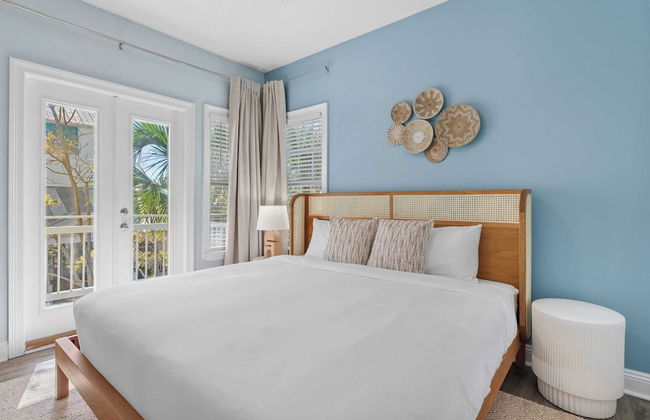 Steps to Beach! Arcade Game Room, Pool + Hot Tub Calico Scallop by Avantstay - Foto 44