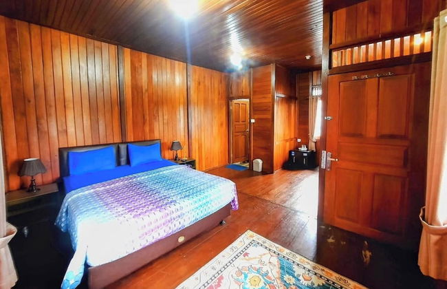 Grand Royale Tapos Resort Bogor - Foto 12