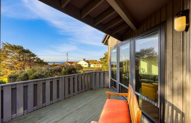 Half Block to Beach w Oceanview Patio Balcony The Shore Pine by Avantstay - Foto 4