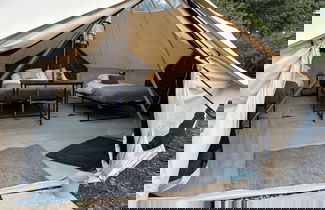 Foto 3 - Cozy Hot Tent With Log Burner & Hot Tub Left Tent