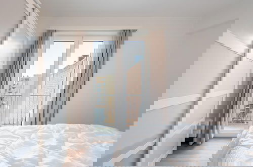 Foto 2 - Apartment in Mariakerke With Stunning Sea View
