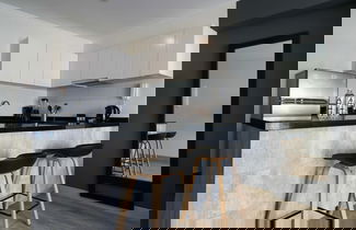 Photo 3 - Fabulous 2BR With Balcony in Barranco
