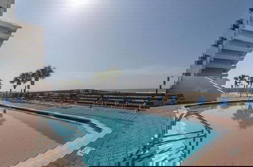 Photo 1 - Seaspray Riverside 611