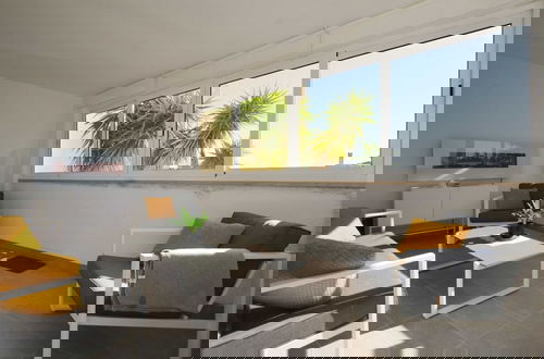 Foto 24 - Tranquil and Bright Apartment With Loggia