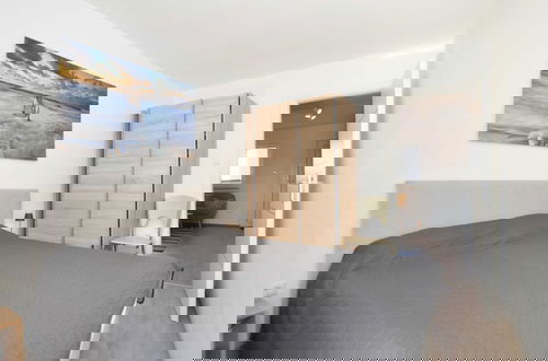 Foto 7 - Tranquil and Bright Apartment With Loggia