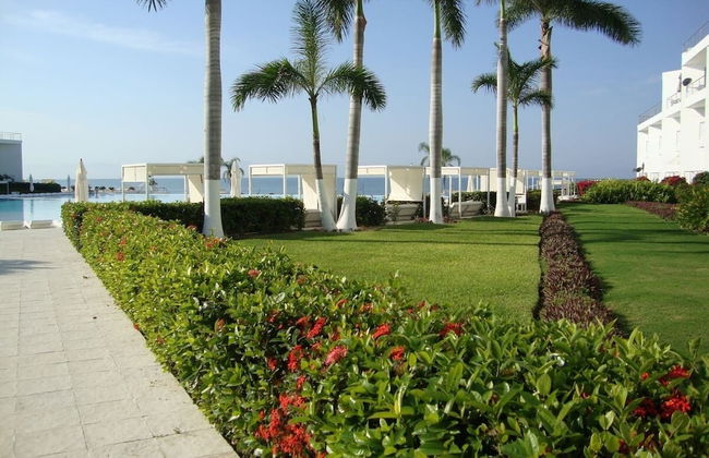 Aria Ocean Beachfront Condos - Foto 17