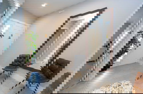 Foto 6 - Modern Chic Home Mickey and Toy Story Rooms