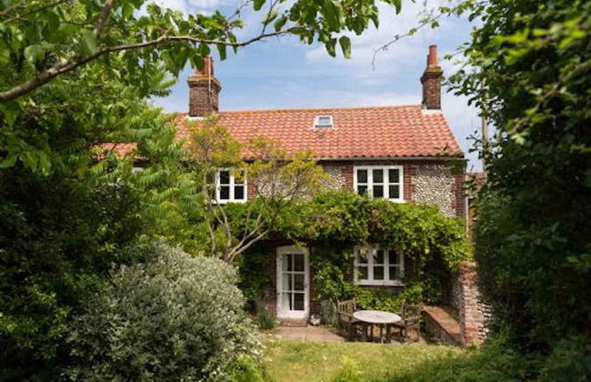 Host Stay Marlpit Cottage - Foto 1