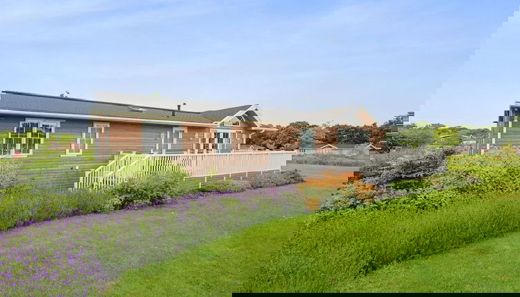 Photo 1 - Host Stay Mahonia Lodge