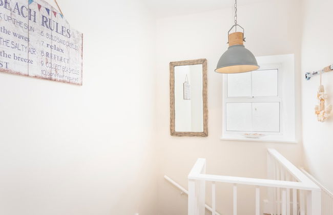 Host Stay Coombe Cottage - Foto 12