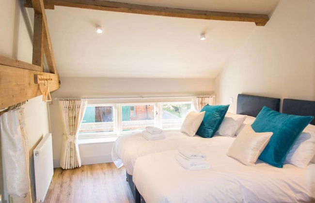 Host Stay Boathouse Barn - Photo 6