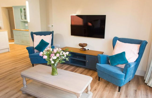 Host Stay Boathouse Barn - Photo 13