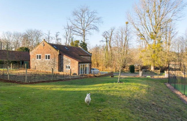 Host Stay Boathouse Barn - Photo 29