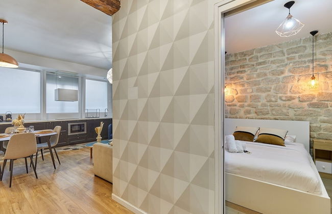 Apartment Eiffel Tower Invalides - Photo 3