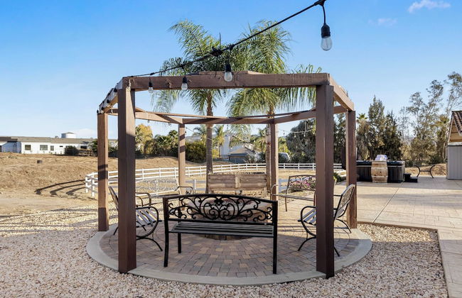 Bordeaux by Avantstay Private Pool, Hot Tub & Game Room Near Temecula - Photo 42