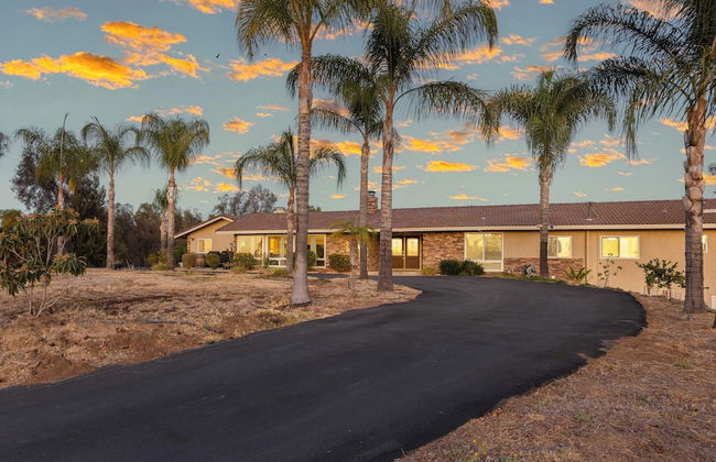 Bordeaux by Avantstay Private Pool, Hot Tub & Game Room Near Temecula - Photo 46
