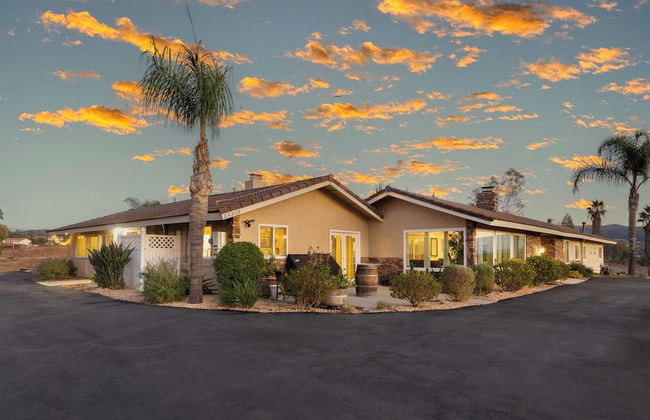 Bordeaux by Avantstay Private Pool, Hot Tub & Game Room Near Temecula - Photo 45