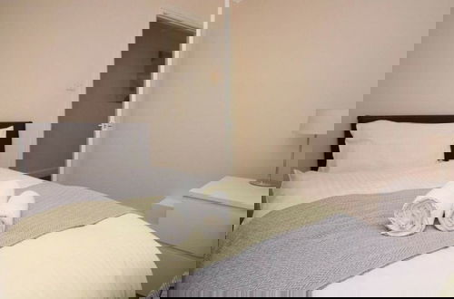 Foto 4 - Stayzo Penthouse Accommodation 2- Premier Lodge
