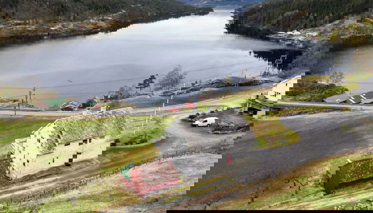 Foto 1 - 12 Person Holiday Home in Masfjordnes