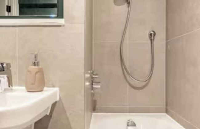 Manchester - Sky Garden - 2 Beds - Sleeps 4 - Photo 11