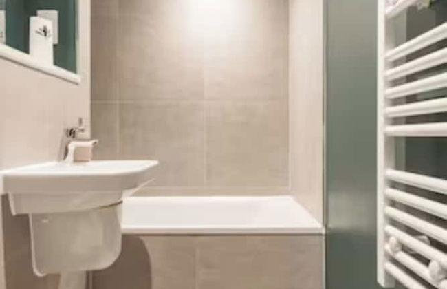 Manchester - Sky Garden - 2 Beds - Sleeps 4 - Photo 8