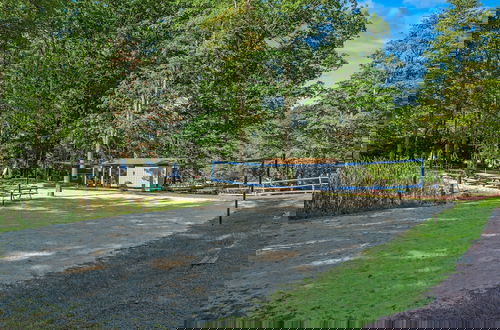 Foto 56 - Highland Hideaway by Avantstay Group Poconos Retreat w Patio Game Room