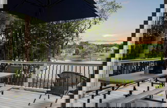 Foto 3 - Nittany Cabin by Avantstay Lakefront View Firepit