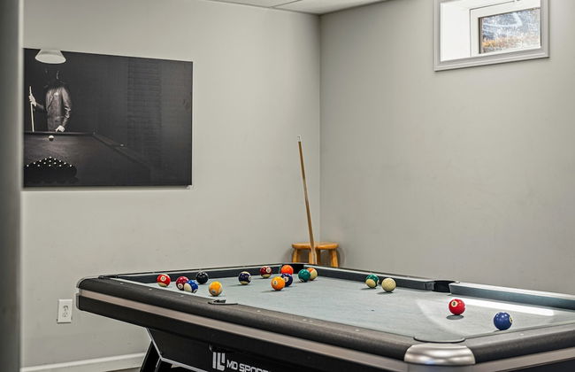 Laker s Pointe by Avantstay Lakefront Private Peninsula Hot Tub Game Room - Photo 26