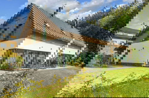 Foto 35 - Comfortable Villa With Beautiful View