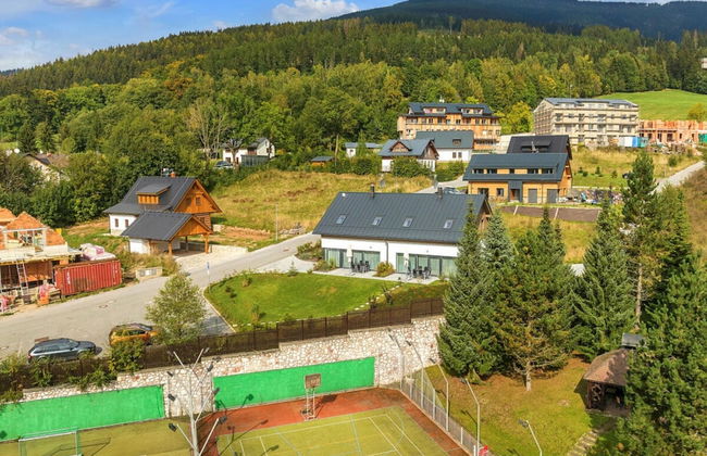 Comfortable Villa With Beautiful View - Photo 21