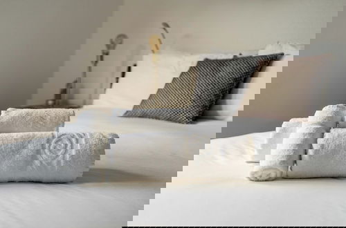 Foto 8 - ;Stunning 2BD Apartment in Maida Vale