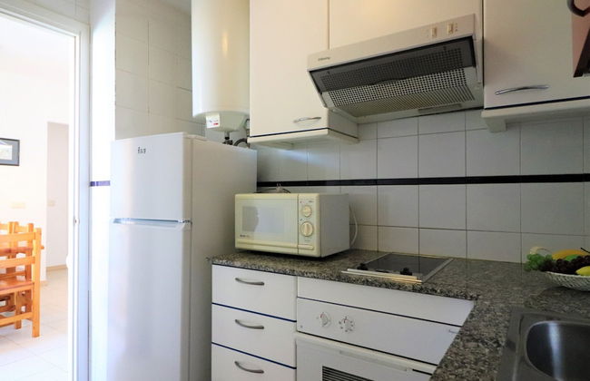 Apartment in Roses Near Sandy Beach - Foto 8