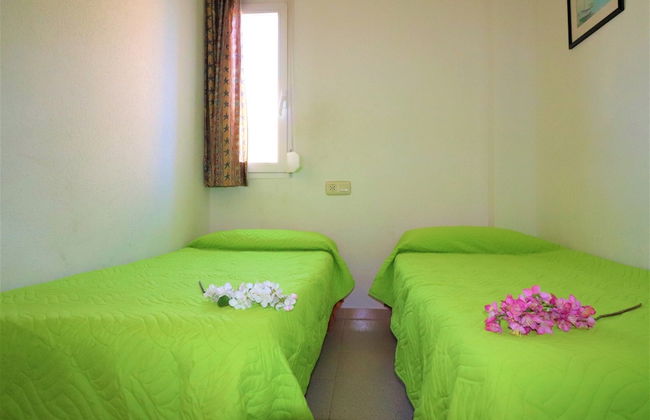 Apartment in Roses Near Sandy Beach - Foto 5