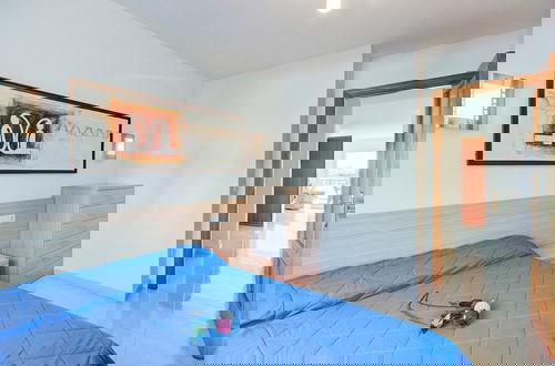 Foto 2 - Apartment With Scenic View
