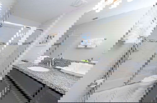Foto 42 - Home 6bed Themed Rooms Game Room Storey Lake